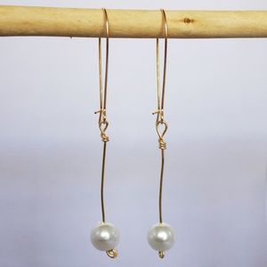 Gold Glass Pearl Drop Dangle earrings